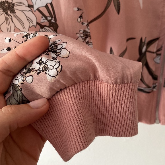 bomber jacket - Picture 2 of 4